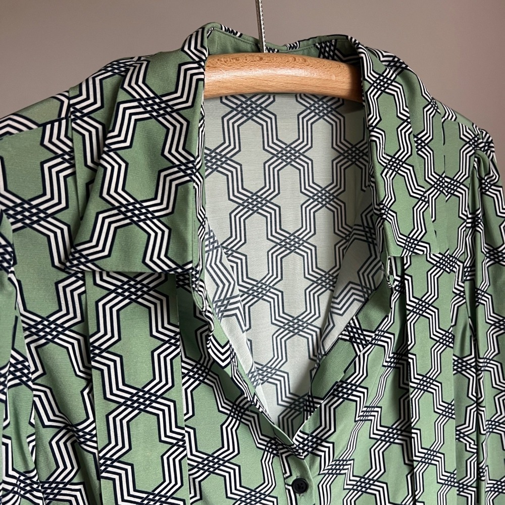 Emerson Fry Blouse Large Green Geometric Trellis Tie Neck Bow Button Down Top - Picture 3 of 6